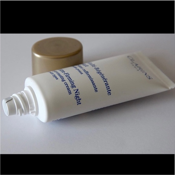 Clarins Extra-Firming Night Cream - White - Picture 4 of 4